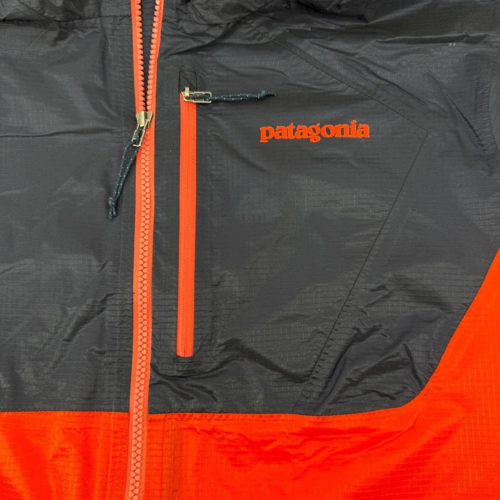 Patagonia Houdini Jacket Mens M Red Black Hooded Lightweight Nylon